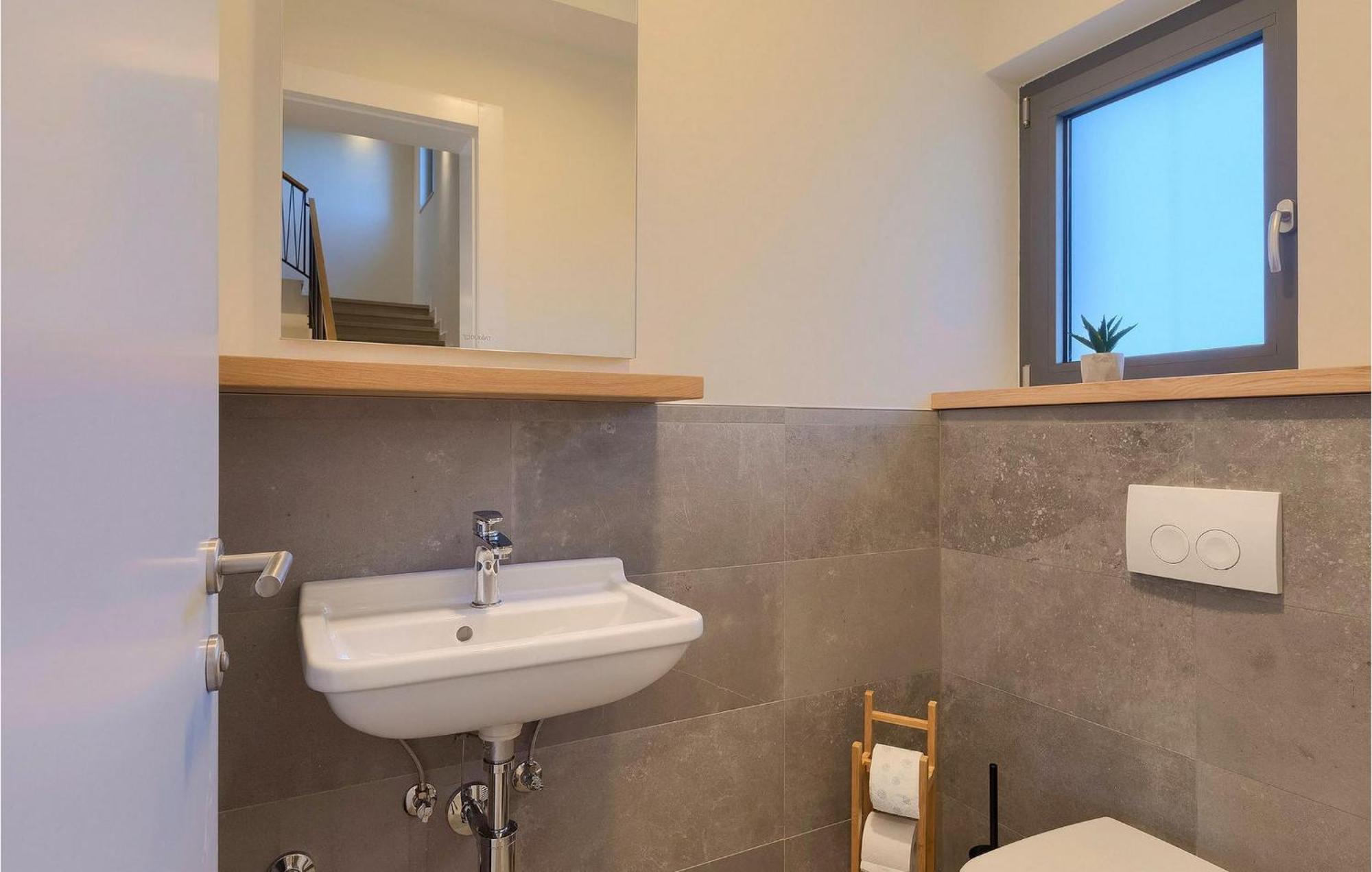 Krostula Holiday home
